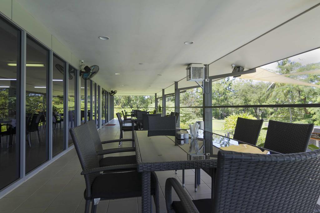 Crossroads Hotel Lae Omili Exterior foto